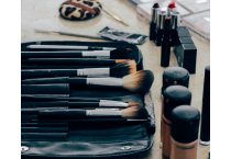 Make-Up
